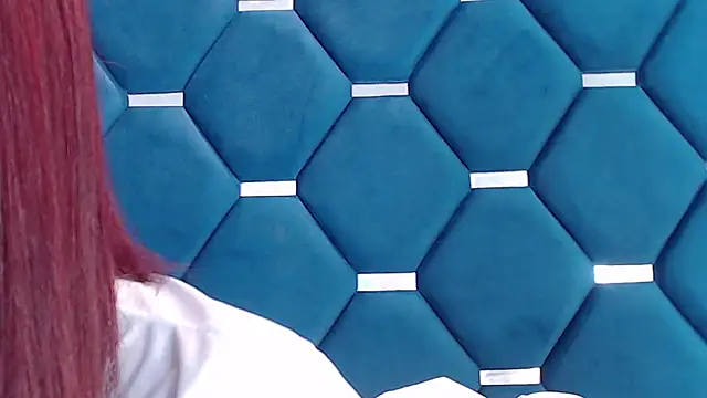 Snapshot of Sofy_acevedo chatting on February 2026 12:01:02 PM Sofy acevedo online show from February 2026 12:01:02 PM