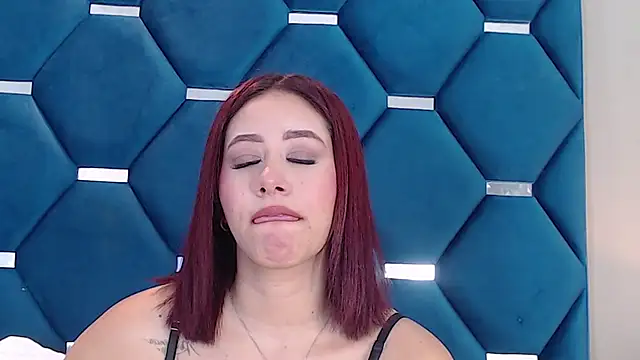 Snapshot of Sofy_acevedo chatting on February 2026 12:02:02 PM Sofy acevedo online show from February 2026 12:02:02 PM