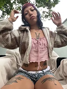 Snapshot of Namii_cute chatting on February 2026 11:50:01 AM Namii cute online show from February 2026 11:50:01 AM