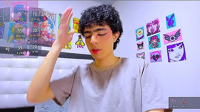 Snapshot of LuanRush_ chatting on March 2026 02:50:02 AM LuanRush online show from March 2026 02:50:02 AM