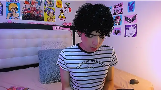 Snapshot of LuanRush_ chatting on April 2026 05:21:02 PM LuanRush online show from April 2026 05:21:02 PM