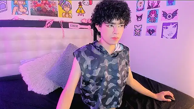 Snapshot of LuanRush_ chatting on April 2026 07:14:01 PM LuanRush online show from April 2026 07:14:01 PM