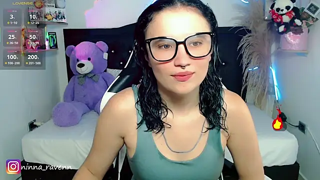 Snapshot of AriaDark chatting on May 2026 09:09:02 PM AriaDark online show from May 2026 09:09:02 PM