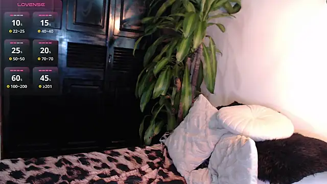 Mia Volkova  online show from May 2026 03:08:02 PM