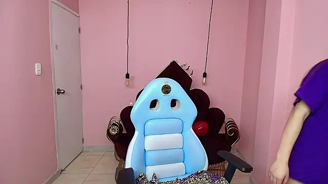 Ashley benson x online show from February 2026 09:47:02 PM