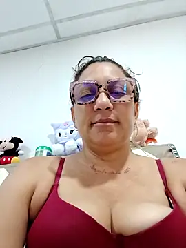 mariacarlota online show from May 2026 01:16:01 PM