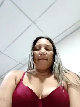 mariacarlota online show from May 2026 01:44:01 AM