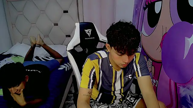 Maxwell boys online show from February 2026 03:37:01 AM