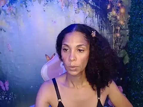 Snapshot of rosa_skinny chatting on April 2026 09:35:01 PM rosa skinny online show from April 2026 09:35:01 PM