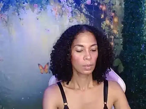 Snapshot of rosa_skinny chatting on April 2026 07:09:02 PM rosa skinny online show from April 2026 07:09:02 PM