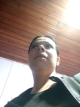 Snapshot of RossyAlvarez chatting on April 2026 12:19:01 AM RossyAlvarez online show from April 2026 12:19:01 AM