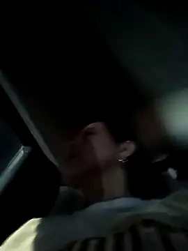 Snapshot of RossyAlvarez chatting on April 2026 03:00:02 AM RossyAlvarez online show from April 2026 03:00:02 AM