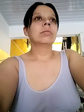 Snapshot of RossyAlvarez chatting on April 2026 10:59:01 PM RossyAlvarez online show from April 2026 10:59:01 PM