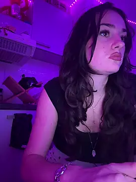 Snapshot of claraaaa06 chatting on February 2026 07:33:02 PM claraaaa06 online show from February 2026 07:33:02 PM