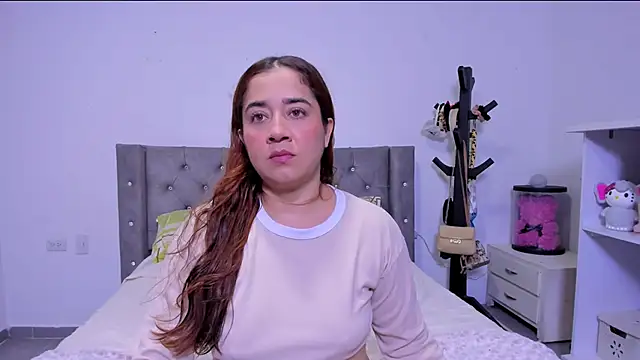 Snapshot of naive_natty10 chatting on February 2026 10:16:01 PM naive natty10 online show from February 2026 10:16:01 PM