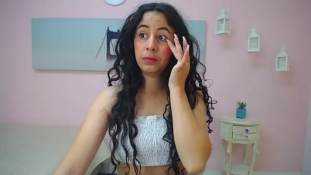 Snapshot of scarlett_clyde chatting on January 2026 12:32:02 PM scarlett clyde online show from January 2026 12:32:02 PM