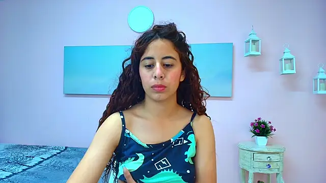scarlett clyde online show from July 2026 12:19:02 PM