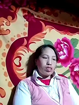 Snapshot of Gummiesu chatting on February 2026 07:29:01 PM Gummiesu online show from February 2026 07:29:01 PM