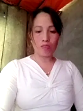 Snapshot of Gummiesu chatting on February 2026 08:04:02 AM Gummiesu online show from February 2026 08:04:02 AM