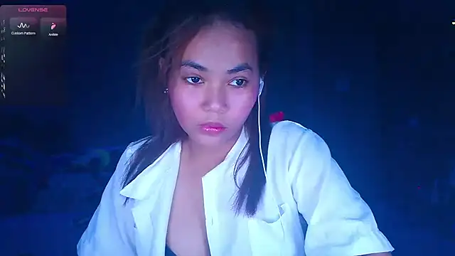 Pearlveil online show from February 2026 06:00:02 AM