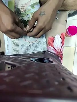 Snapshot of daddy_dikk chatting on April 2026 09:48:02 AM daddy dikk online show from April 2026 09:48:02 AM