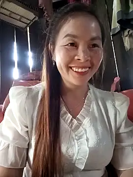 Snapshot of Bling_sexy chatting on February 2026 08:35:02 AM Bling sexy online show from February 2026 08:35:02 AM