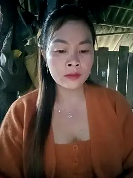 Snapshot of Bling_sexy chatting on February 2026 01:34:01 AM Bling sexy online show from February 2026 01:34:01 AM