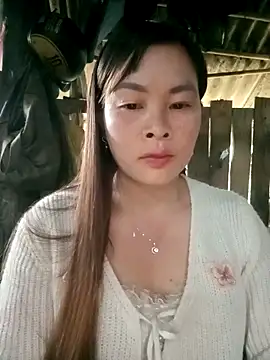 Snapshot of Bling_sexy chatting on February 2026 01:59:02 AM Bling sexy online show from February 2026 01:59:02 AM