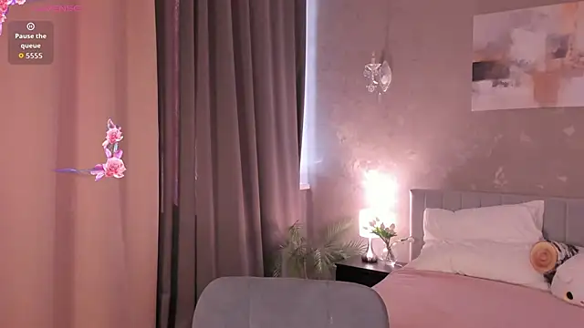Celine Coello online show from May 2026 02:03:01 PM