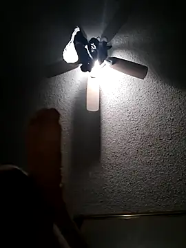 Hrnymanedawg13 online show from February 2026 04:41:01 PM