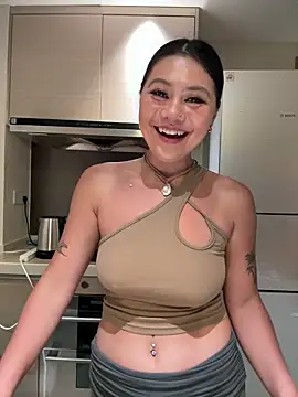 ruanruan05 online show from April 2026 01:05:02 PM