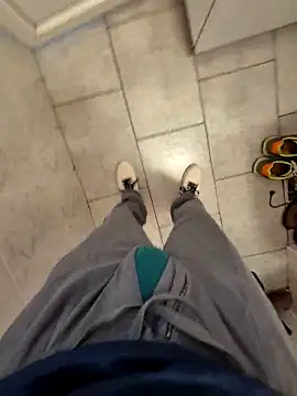 Snapshot of vali23 chatting on February 2026 08:21:01 AM vali23 online show from February 2026 08:21:01 AM