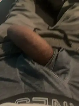 CcincoVilla online show from March 2026 12:46:02 AM