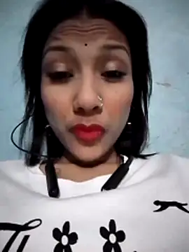 Snapshot of Maliha_Chowdhury chatting on February 2026 04:44:01 AM Maliha Chowdhury online show from February 2026 04:44:01 AM