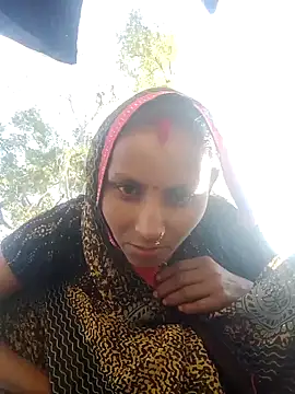 Snapshot of Juli_rathore chatting on January 2026 02:49:01 AM Juli rathore online show from January 2026 02:49:01 AM