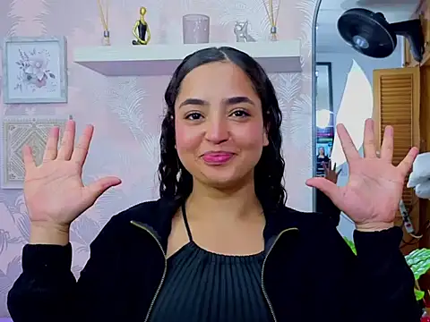 Snapshot of Emma_Thompssonn chatting on February 2026 11:49:01 AM Emma Thompssonn online show from February 2026 11:49:01 AM