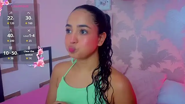 Emma Thompssonn online show from May 2026 12:13:01 PM