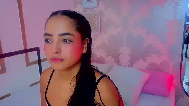 Emma Thompssonn online show from June 2026 12:29:01 PM
