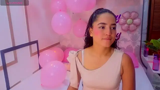 Emma Thompssonn online show from June 2026 12:38:02 PM