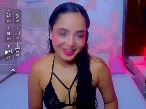 Emma Thompssonn online show from June 2026 12:18:01 PM
