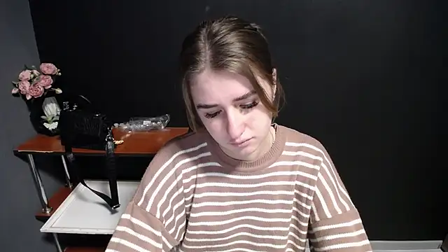 Snapshot of Sunny_siren chatting on January 2026 01:15:01 PM Sunny siren online show from January 2026 01:15:01 PM