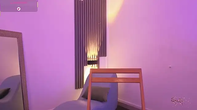 Snapshot of fransheskarossi chatting on February 2026 12:25:01 PM fransheskarossi online show from February 2026 12:25:01 PM