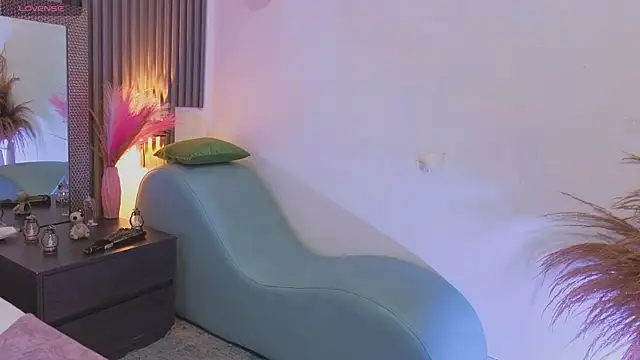 fransheskarossi online show from June 2026 11:34:01 AM