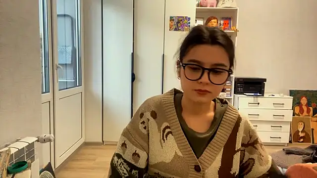 SaintMari online show from February 2026 12:08:02 PM