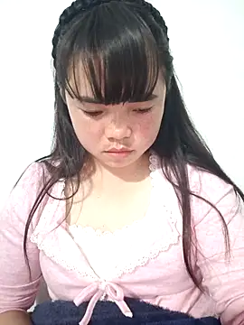 Snapshot of Elizabeth8 chatting on February 2026 11:14:01 PM Elizabeth8 online show from February 2026 11:14:01 PM