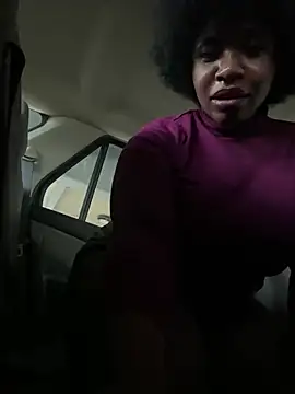 Snapshot of mayluvsu chatting on January 2026 02:54:02 PM mayluvsu online show from January 2026 02:54:02 PM