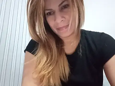 Snapshot of zaratby1 chatting on February 2026 07:12:02 AM zaratby1 online show from February 2026 07:12:02 AM