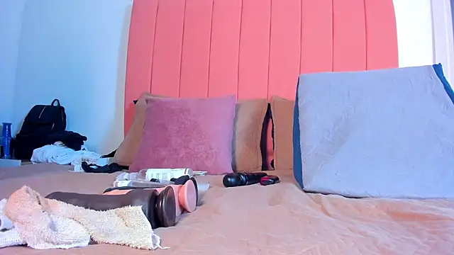 Snapshot of rose_thompson19 chatting on February 2026 07:12:02 PM rose thompson19 online show from February 2026 07:12:02 PM