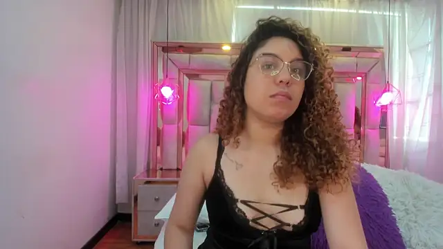 AllisonAdams  online show from April 2026 01:41:01 PM