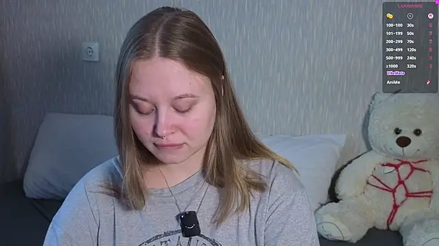 LunaDew online show from February 2026 01:18:02 PM